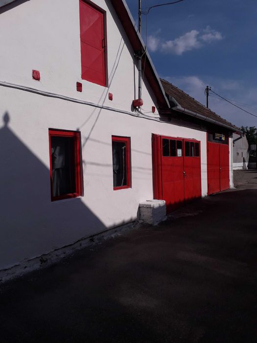 Proprietar-dau in chirie Depozit -Hala 200mp-Clujului-pret de criza