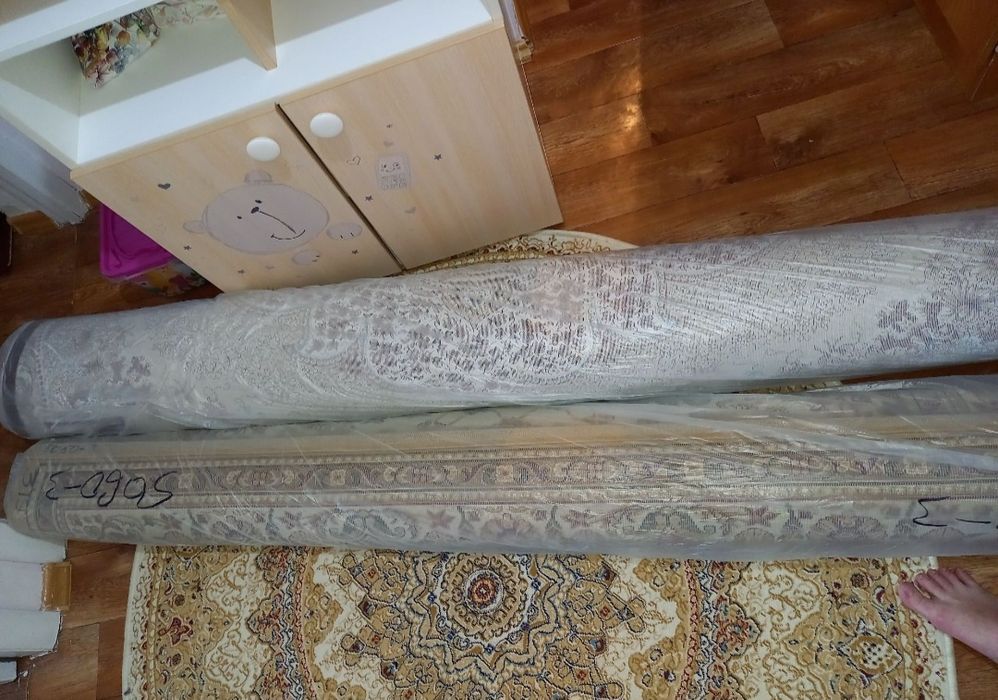 Продаетсья ковер