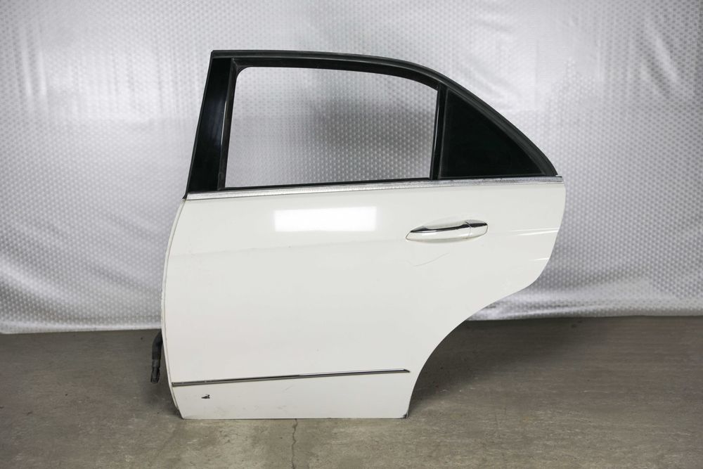 Запчасти на Мерседес 212 Е-класс