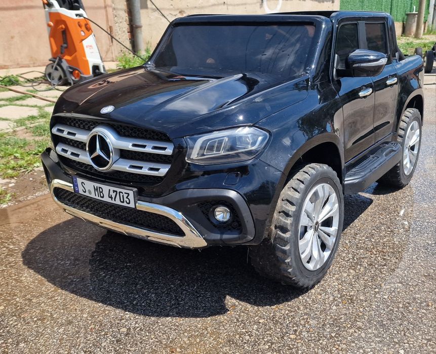 Детски двуместен акумулаторен джип Mercedes
