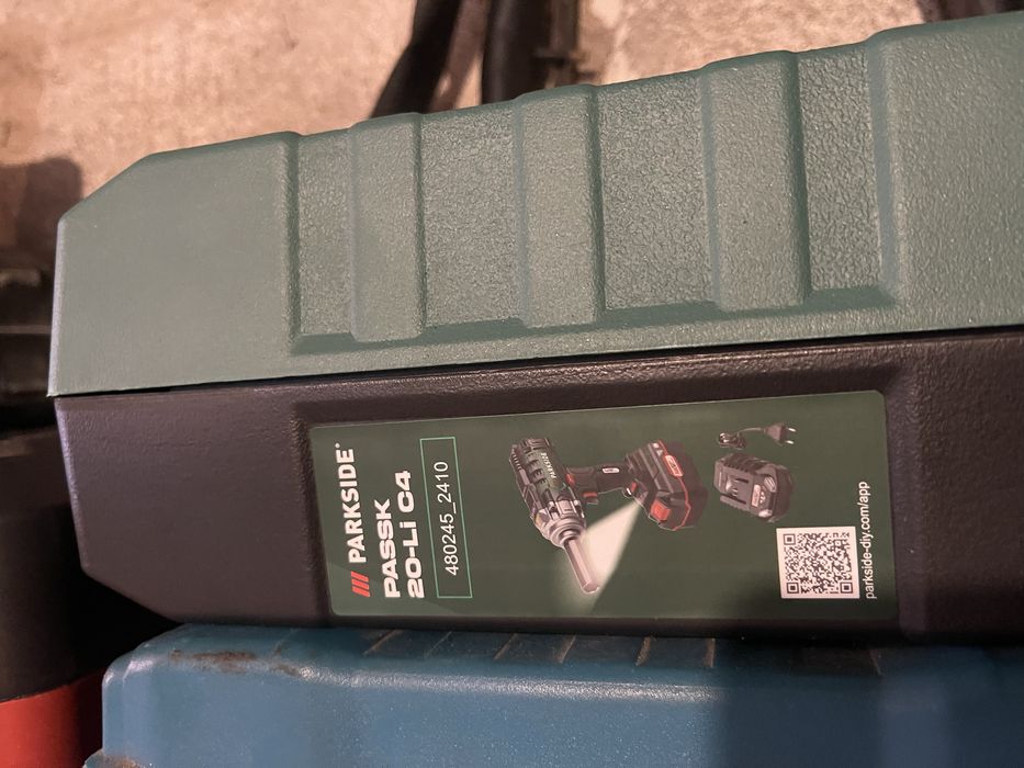 Зелен гайковерт Parkside