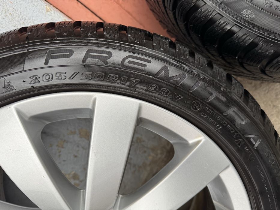 Anvelope iarna Maxxis 205 50 17 ~Profil Nou  7-8 mm, Volkswagen Passat Golf Jetta Skoda Seat