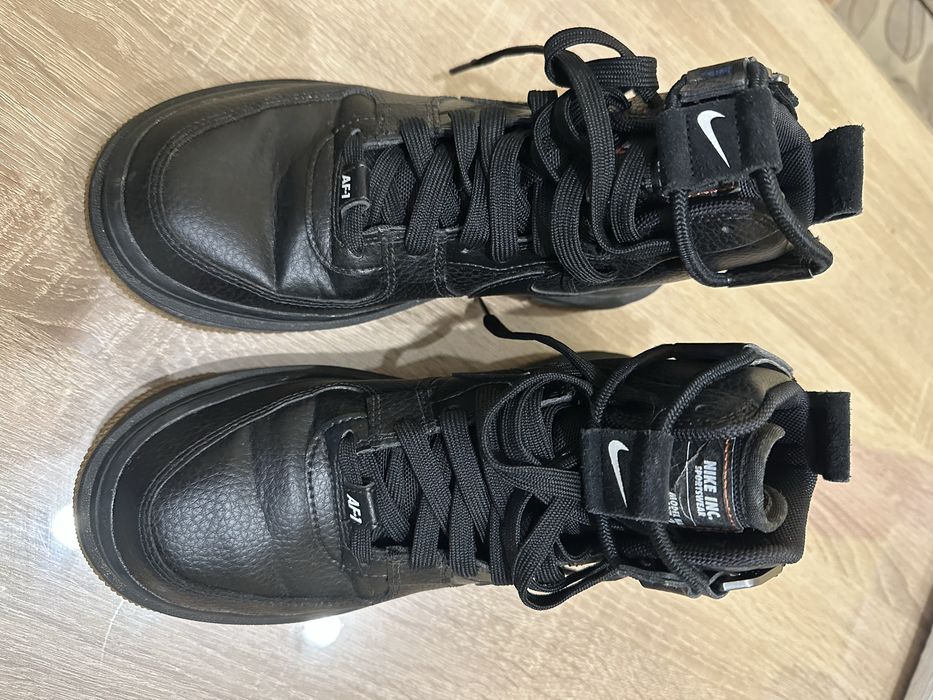 Nike Air Force 1