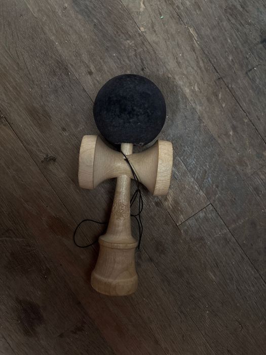 vand kendama urgent