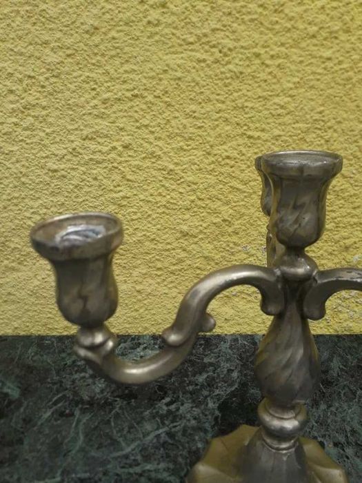 Set 2 sfesnice cu trei brate