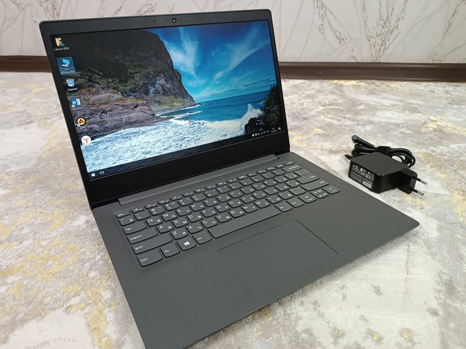 Ноутбук LENOVO V14 Windows 10.