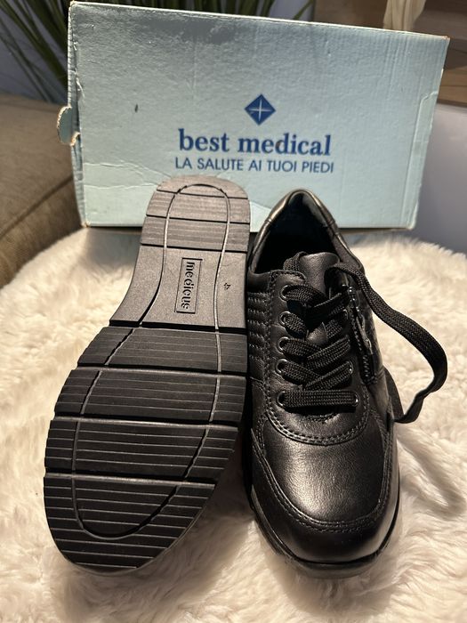 Pantofi medicinali din piele marimea 37