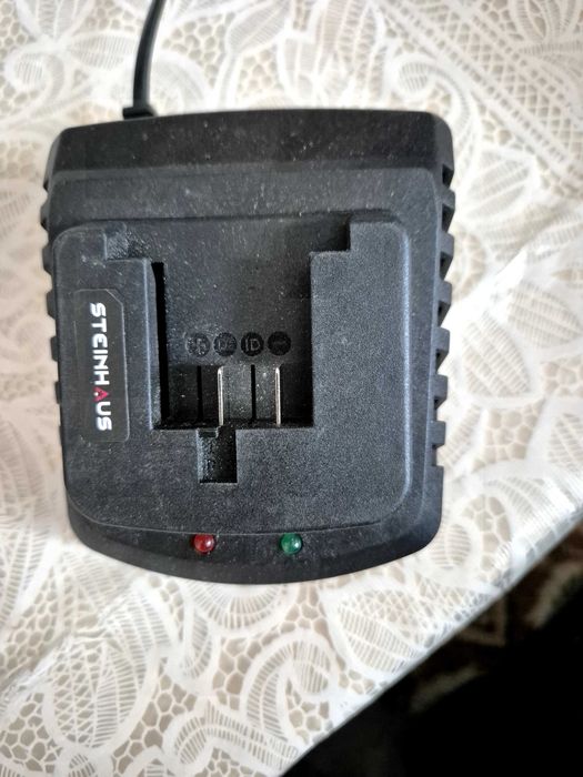 Батерия и зарядно за винтоверт