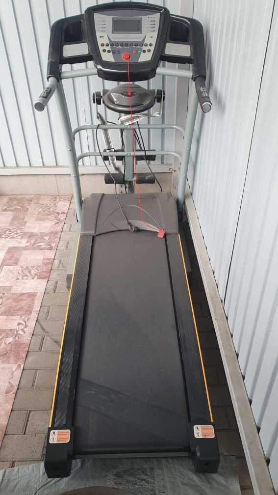 Электрическая Беговая дорожка Precor TRM 445