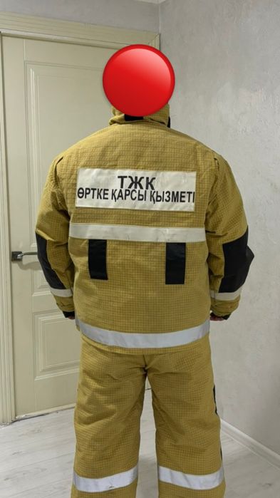 Продам костюм пожарного
