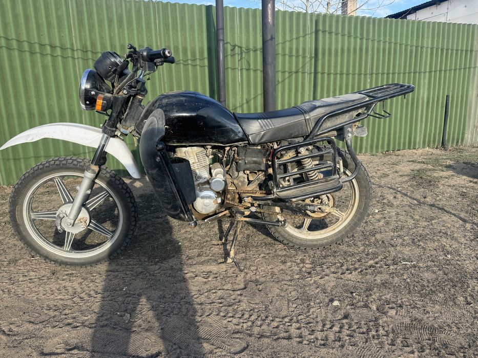 Мотоцикл yaqi 200 куб