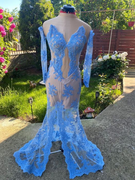 Rochie facuta pe comanda