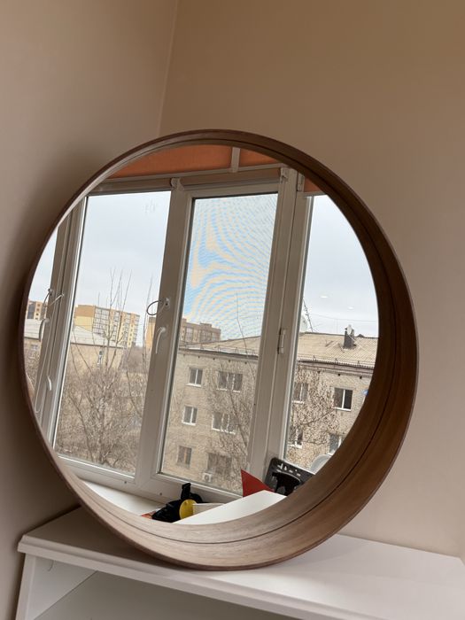 Продам зеркало Ikea