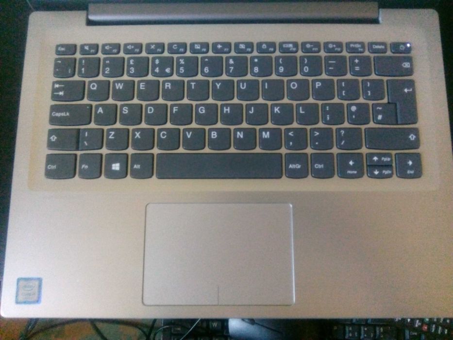 Laptop Lenovo IdeaPad 320, i5-7200U, 14" Full HD.