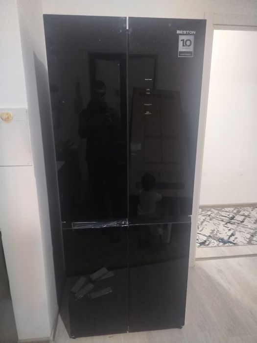 Muzlatkich yangi arginal 500$