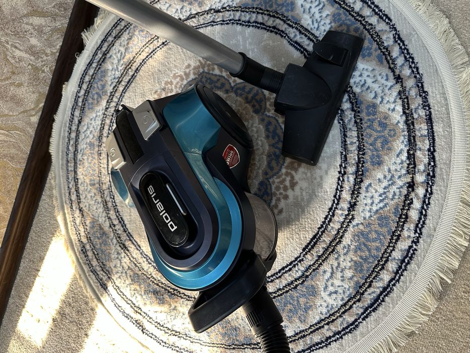 Пылесос Polaris в отличном состоянии plisos