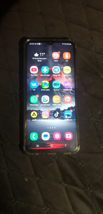 Продам самсунг А - 23