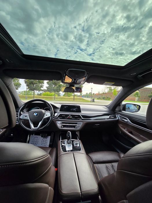 BMW Seria 7 2018 — imagine 3