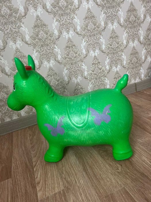 Детский резиновый ослик