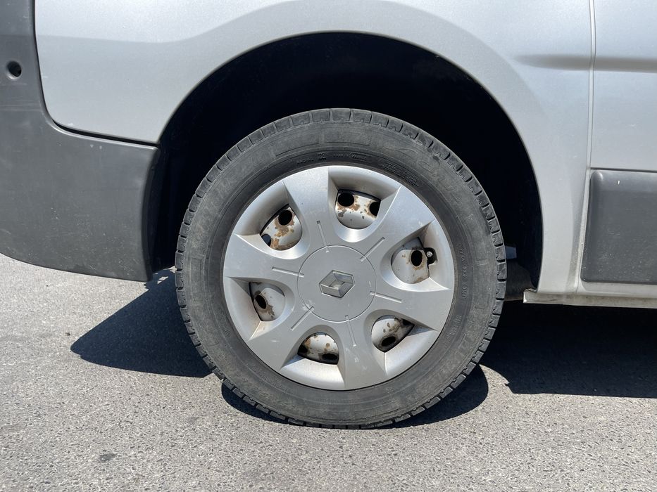 Reno Trafic 2.0dci 115hp НА ЧАСТИ