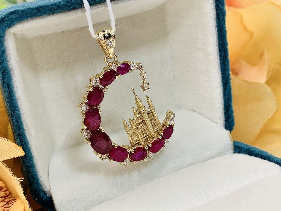 Дизайнерский золотой кулон – Мусульманский полумесяц