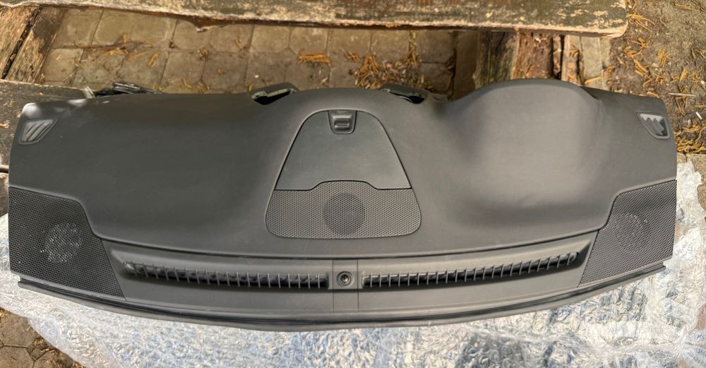 Напълно оборудвано табло за Jeep Cherokee V