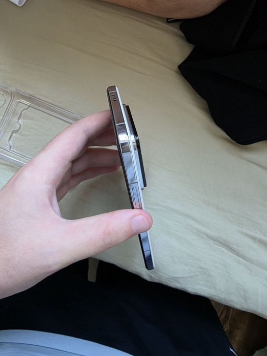 Xiaomi 14 pro 256/12