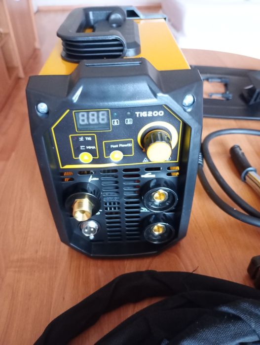 Инверторен електрожен MMA/TIG-IGBT  TIG/MMA - IGBT
