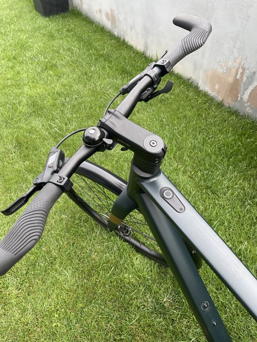 Bicicleta electrica scott metrix er furca carbon