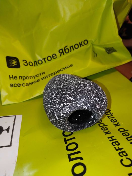 Трубка, грот, укрытие для рыб, для нереста