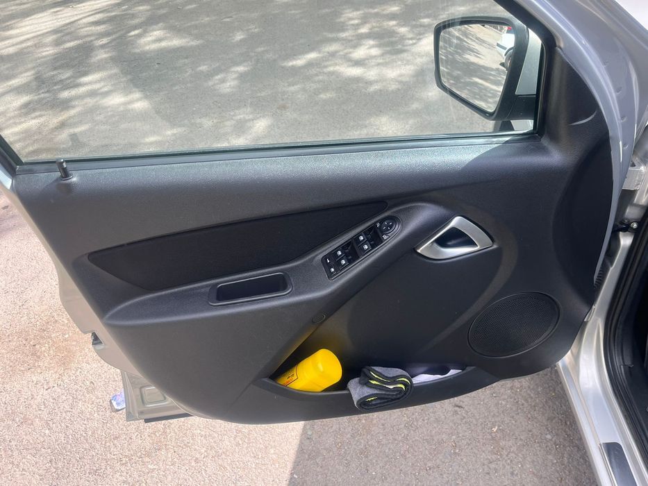 Автомобиль Лада гранта