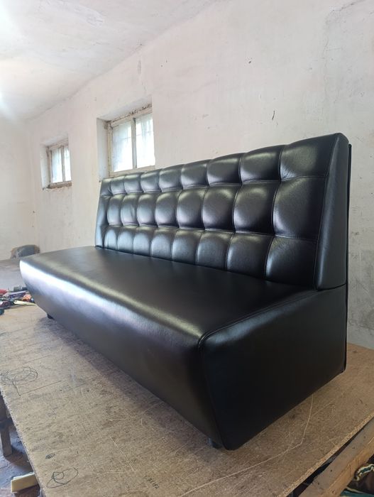 Диваны для кафе и офиса. Кухонные .