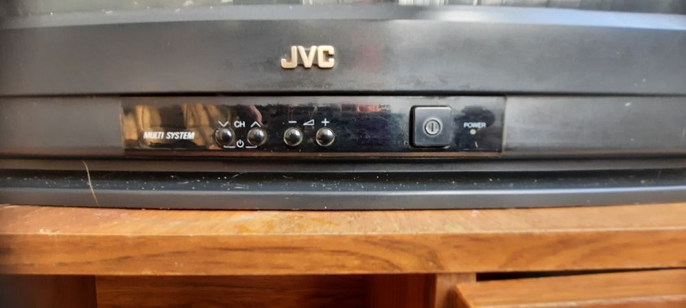 Продам телевизор JVC