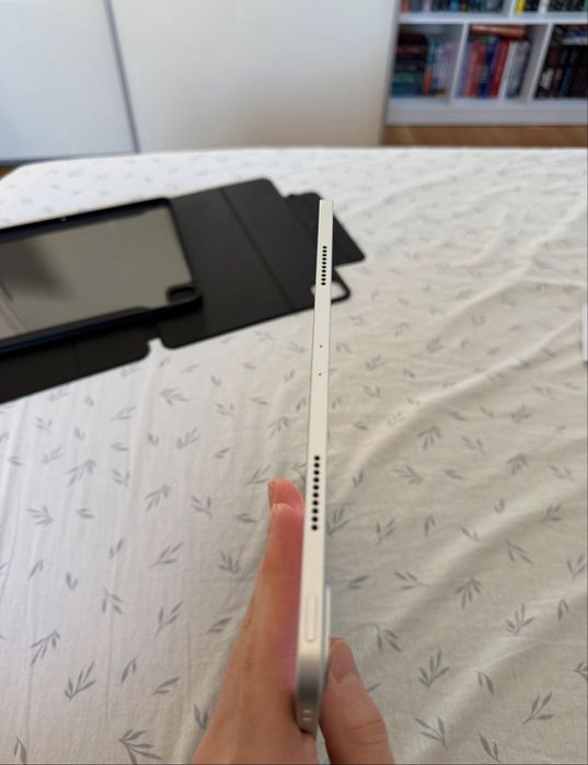 iPad Pro 12,9” 5th Gen, 256GB, Ca nou