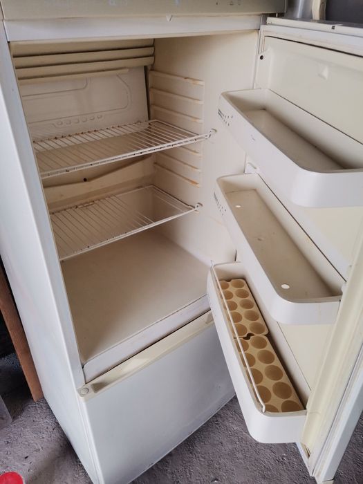 Холодильник холодильник