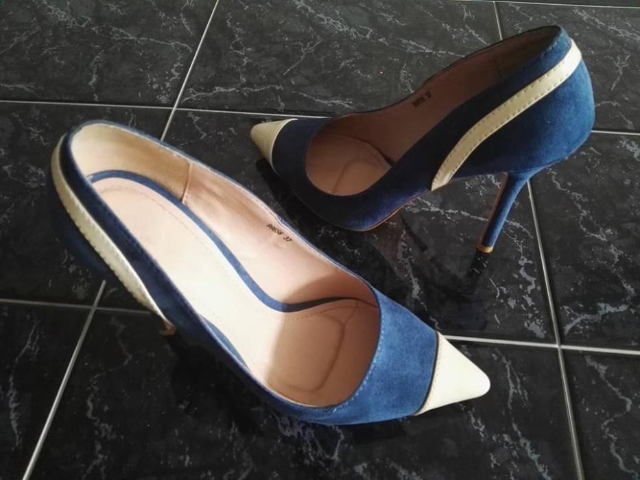 Дамски обувки - Велур и лак