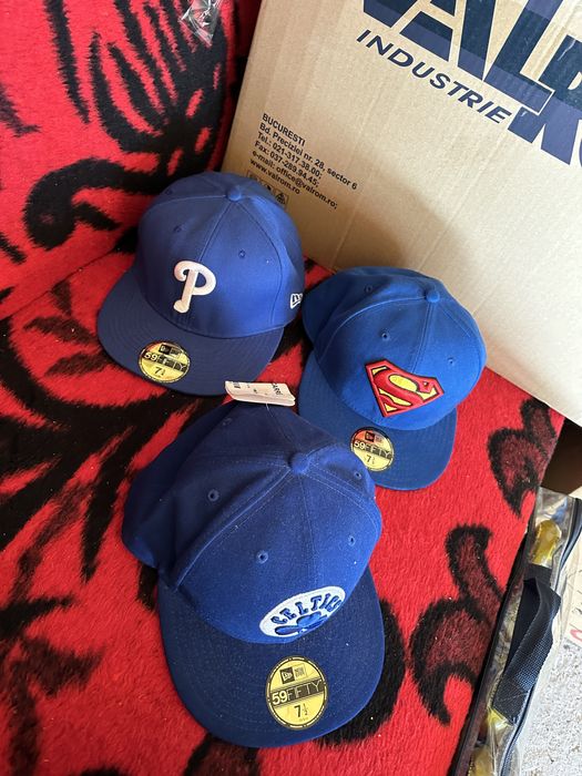 Otter box , iphone, huse, foli, geaca , costum ski, new era