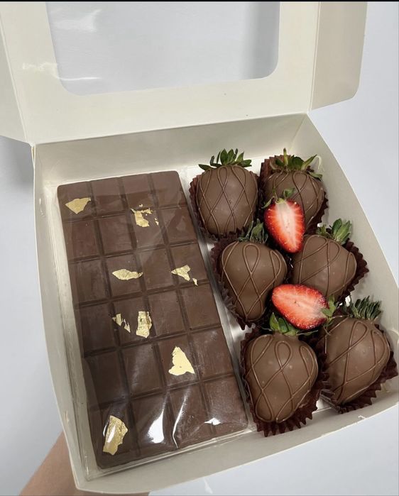 Дубайский шоколад Клубника в шоколаде!