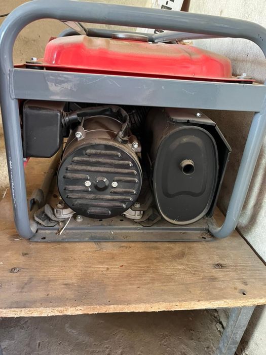 Генератор бензиновый Kronwerk