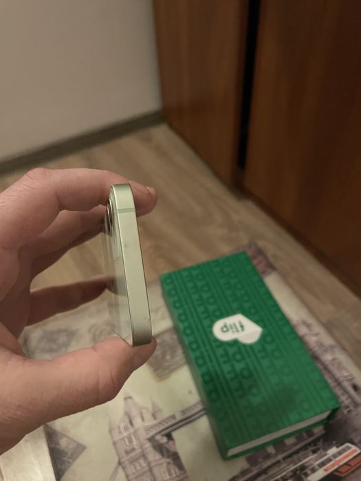 Iphone 12 mini verde deschis