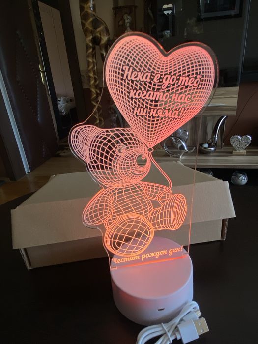 Лампа светещо 3D мече.Ново!