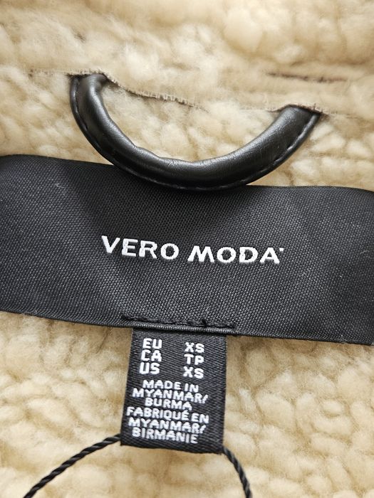 Зимен елек с каракул