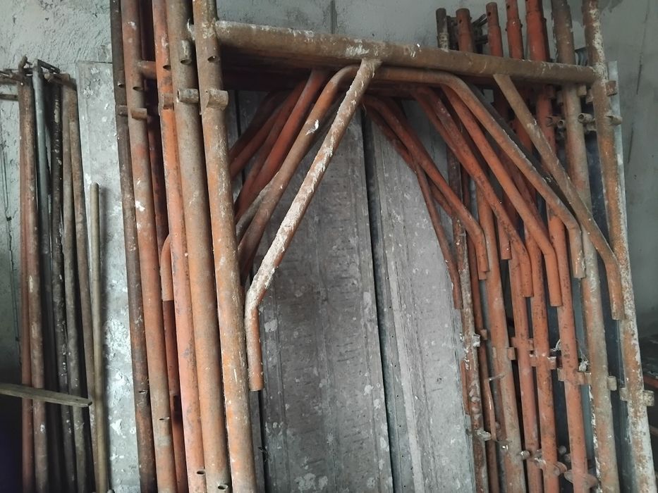 Schelă metalica,popi metalici,capre metalice