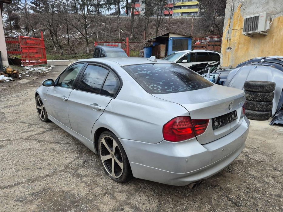 BMW E90 320D 163кс седан автоматик НА ЧАСТИ!