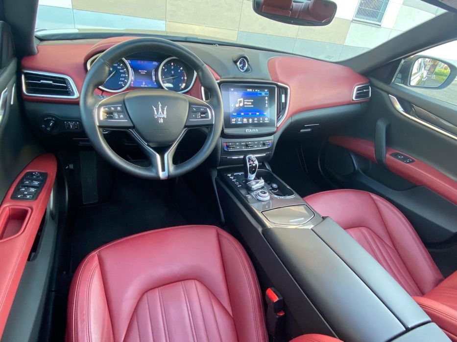 Maserati Ghibli 3.0 diesel 275 cp GRANLUSSO