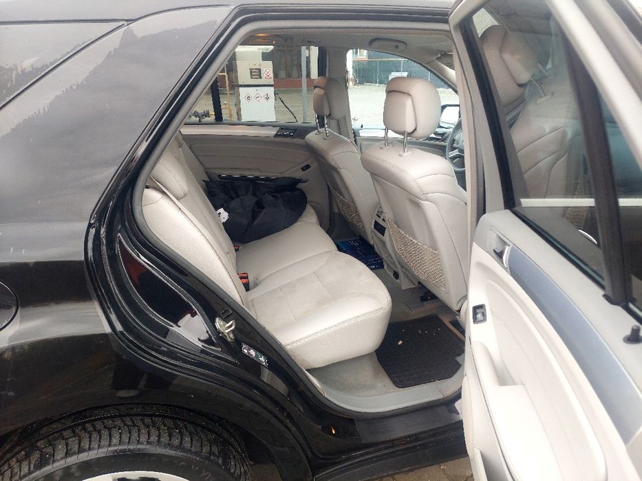 Vând Mercedes Ml 350 cdi