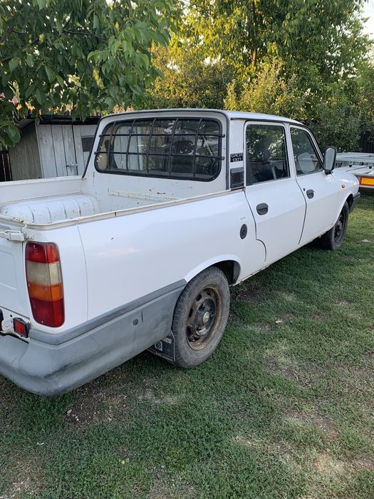 Vand  sau schimb dacia papuc impecabila!!