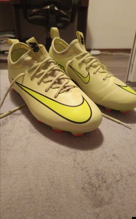 Nike mercurial vapor 16. Mărimea 38