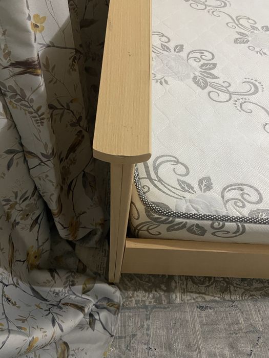 Кровать в отличном состоянии