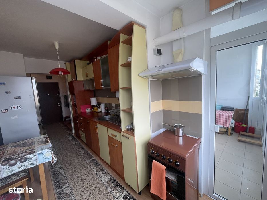 Ap2 camere confort 1 semidecomandat 48 mp +balcon 6 m Bd Mihai Viteazu